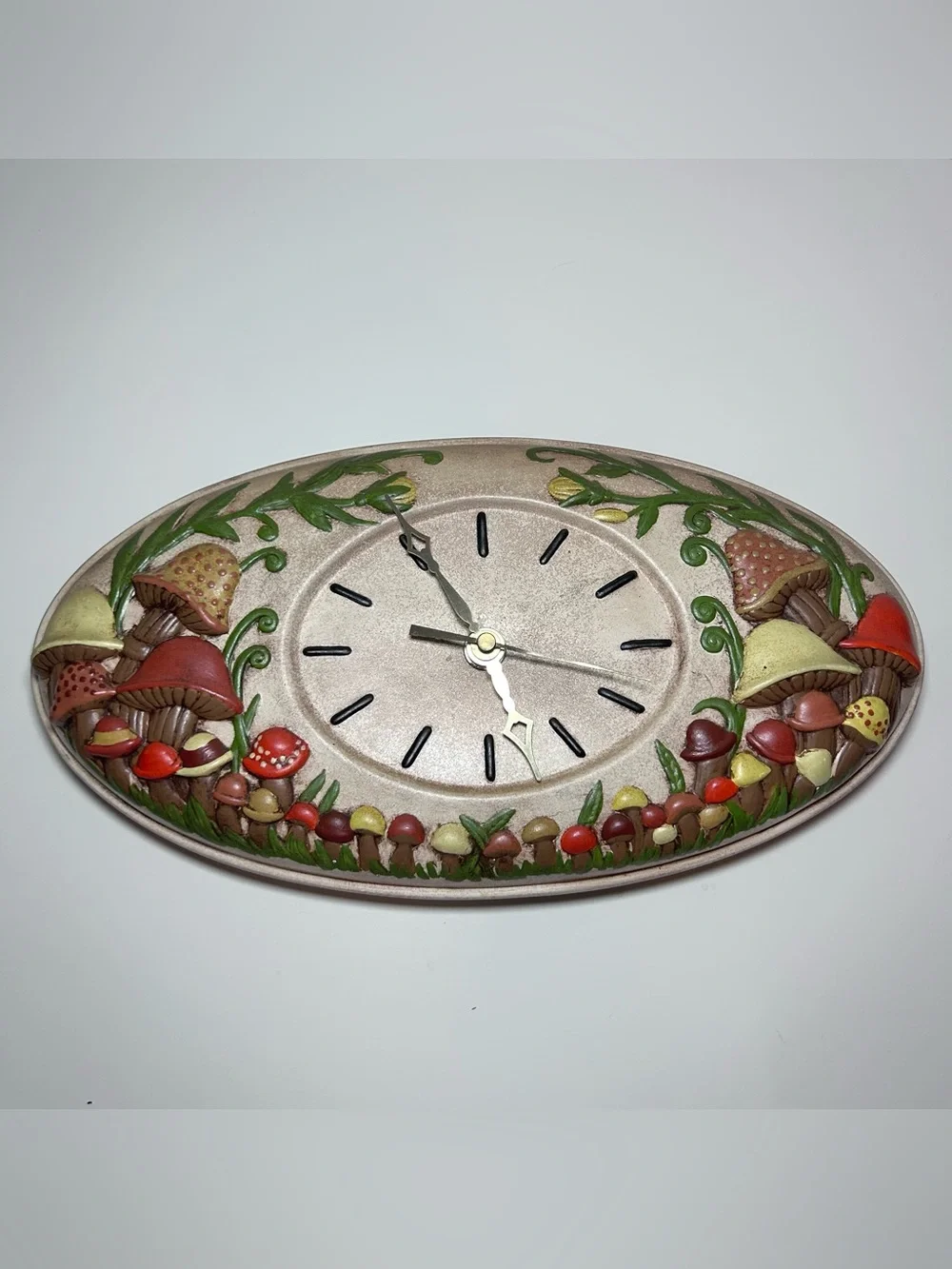Vintage 70’s Ceramic Mushroom Clock Handpainted Battery Operated